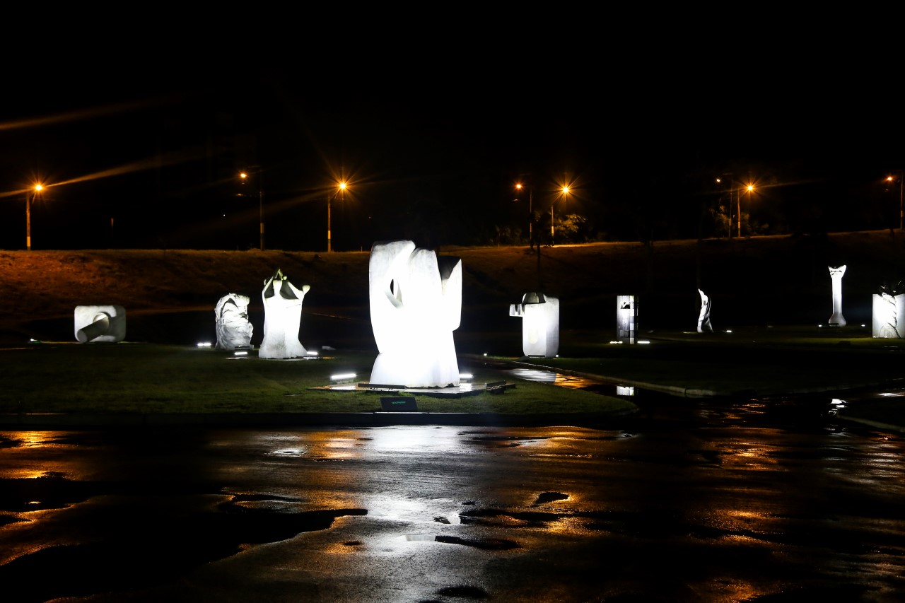 PARQUE DAS ESCULTURAS